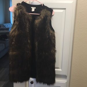 H&M faux fur vest